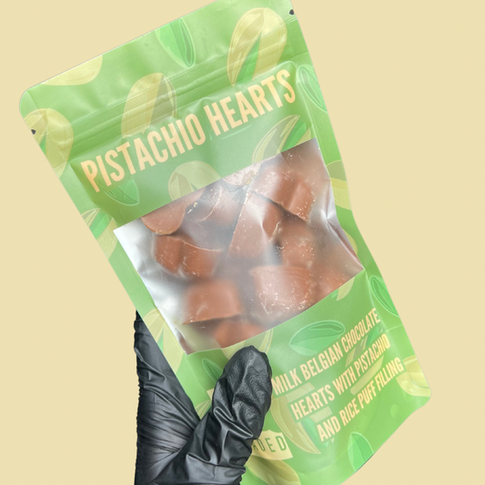 PISTACHIO CRUNCH HEARTS (200g approx)